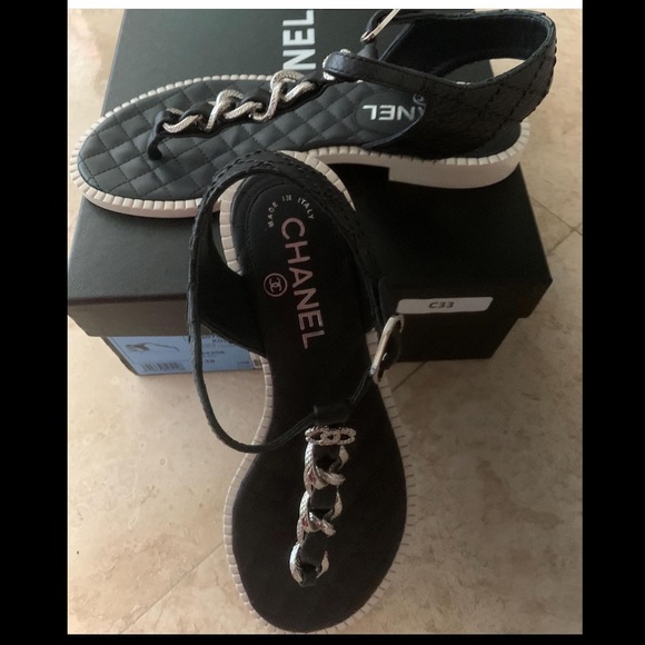 Chanel thong sandles - Picture 2 of 4